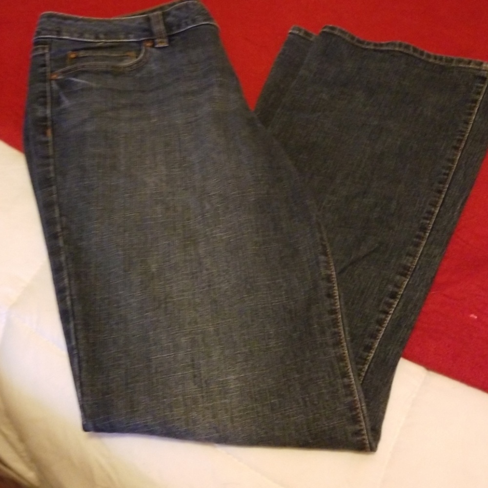 APT. 9 jeans